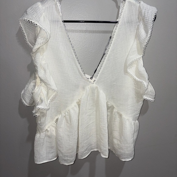 Zara Tops - NWT Zara White Ruffled Peplum Blouse Tie Back Flutter Sleeve Size L